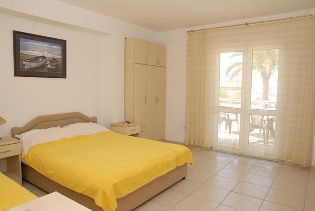 Apartments Dosljak Tivat Kültér fotó